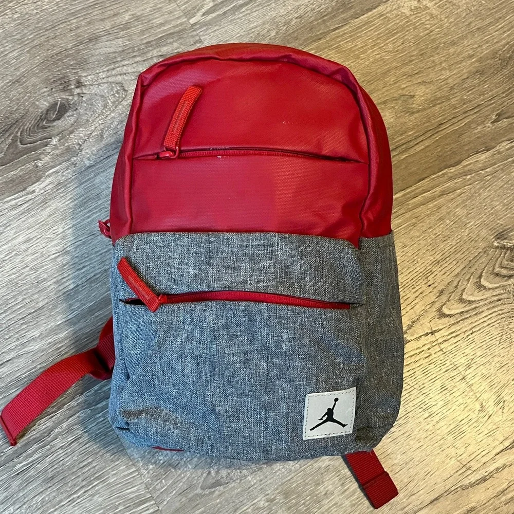 Nike Air Jordan Pivot Kids Mini Backpack Gym Red Gray‎ 12